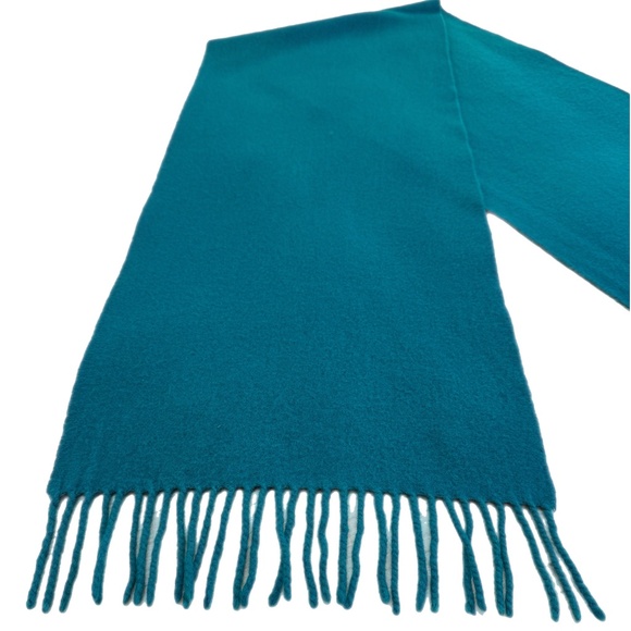 Holt Renfrew 100% Lambswool Scarf 🏴– Made in Scotland - Picture 6 of 10